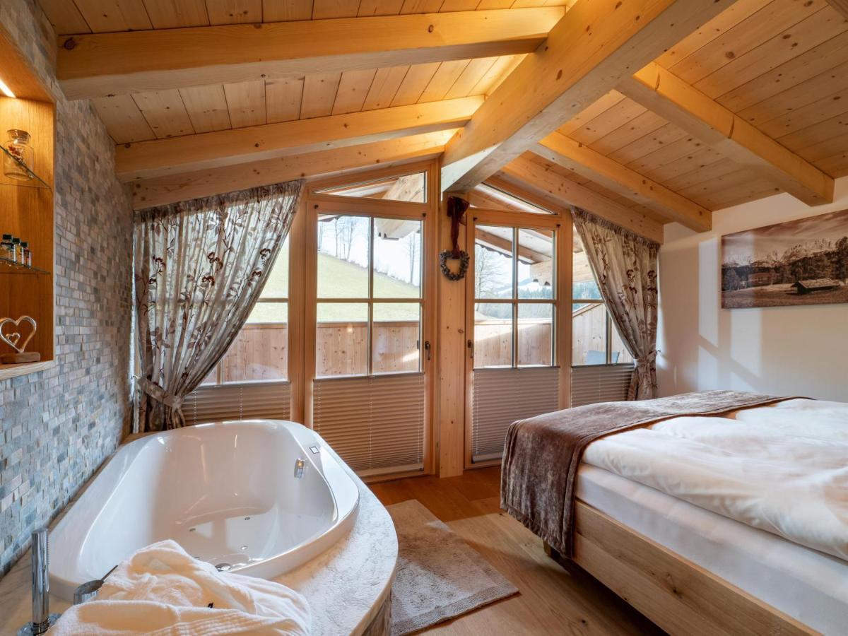 Luxusappartement Alpenliebe Oberndorf in Tirol Ngoại thất bức ảnh